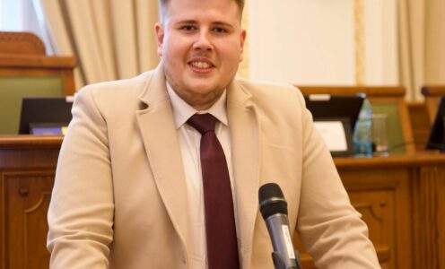 Adrian Ionuț Bogdan – între vocația pentru diplomație și responsabilitatea civică